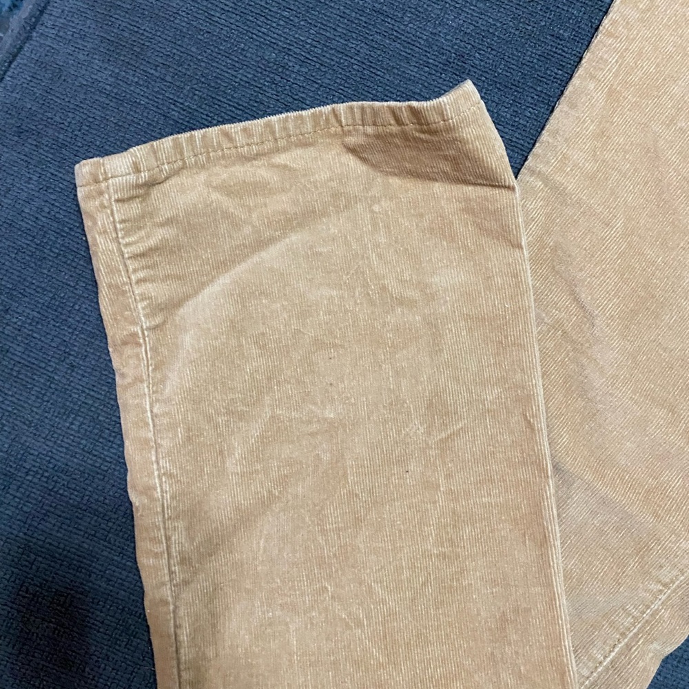 White tag Levi’s 725 boot cut 27x32 Tan Corduroy Pants - Picture 3 of 11